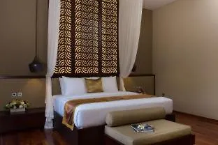 The Secret Villas
